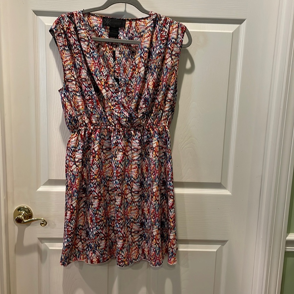 V-neck sleeveless multi colored dress